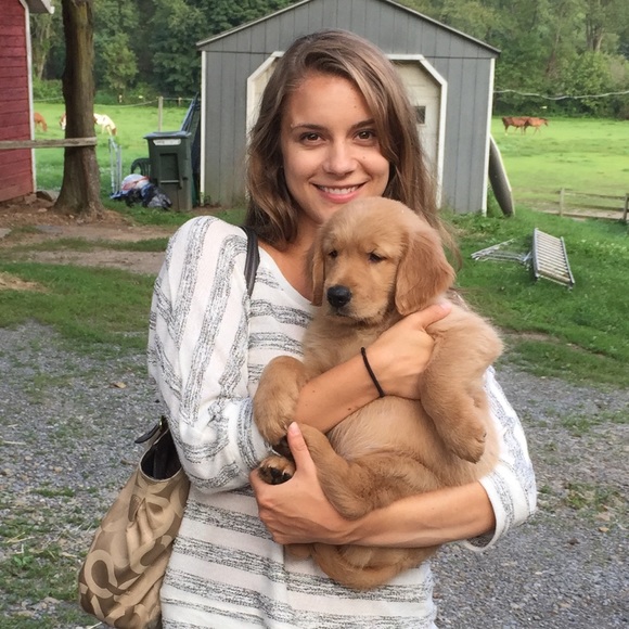 Meet your Posher, Emily - Picture 1 of 1